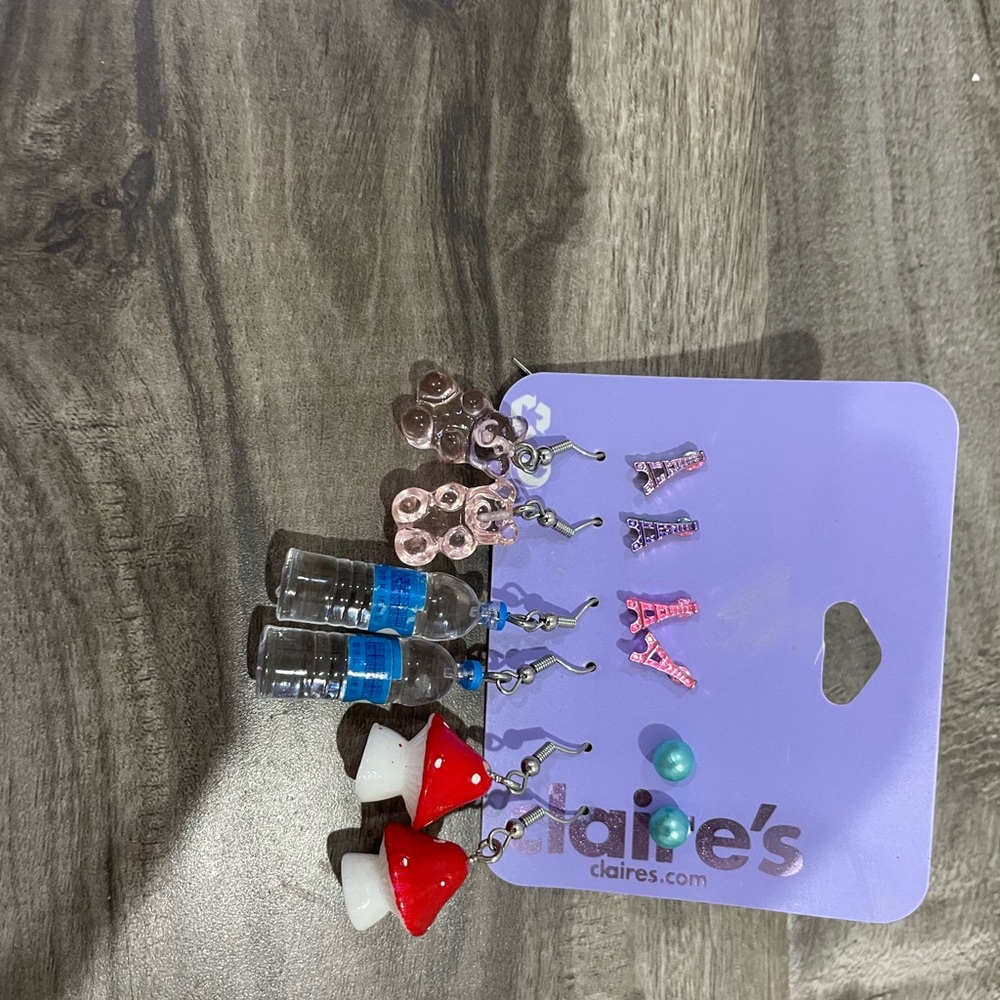 Cute earring and necklace set